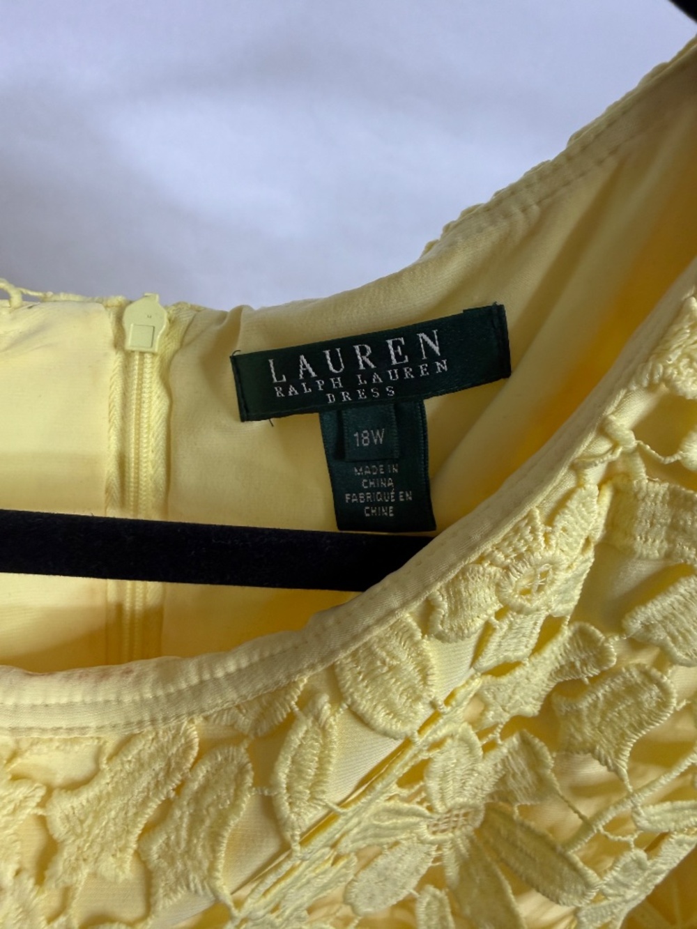 Lauren Ralph Lauren Column Cocktail Dress - embroidered overlay - Size 18W - Picture 3 of 3